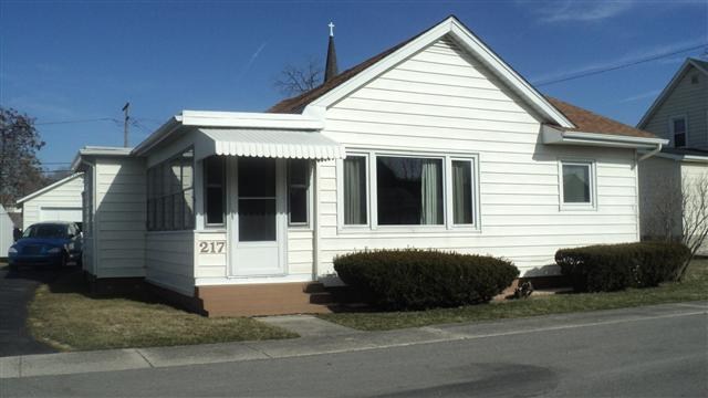 217 Allen St, Monroeville, IN 46773 photo 1