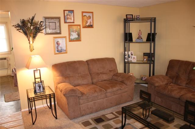 2605 Regal Ct, Fort Wayne, IN 46815 photo 2