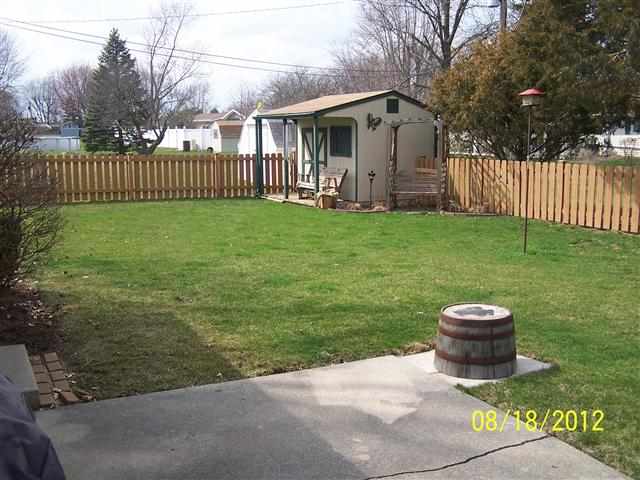 210 W Andrews St, Monroe, IN 46772 photo 8