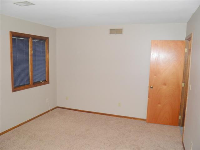 4730 Liggett Dr, Fort Wayne, IN 46809 photo 8