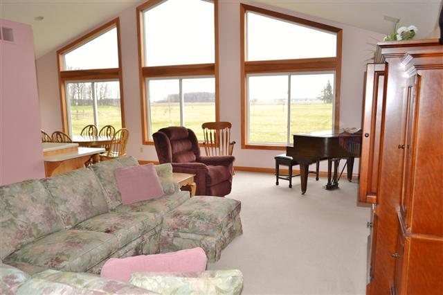 9505 Hartzell Rd, Fort Wayne, IN 46816 photo 6