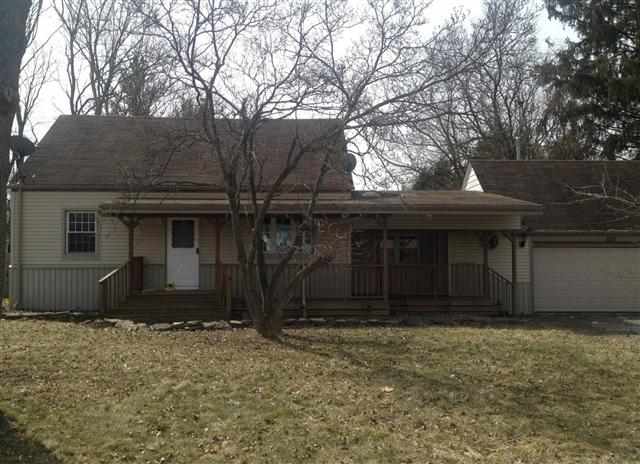 6715 S Bend Dr, Fort Wayne, IN 46804 photo 1