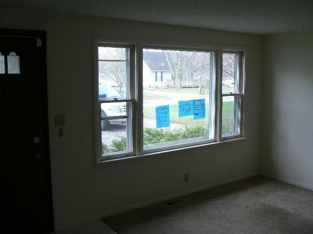 2206 Dale Dr, Fort Wayne, IN 46819 photo 2