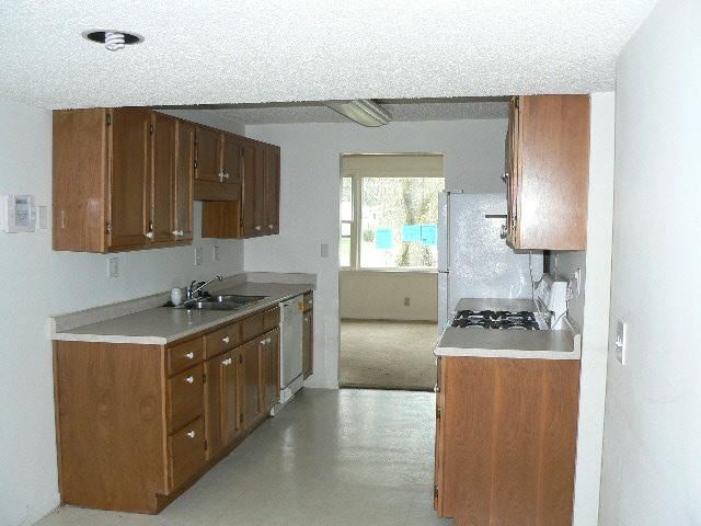 2206 Dale Dr, Fort Wayne, IN 46819 photo 4