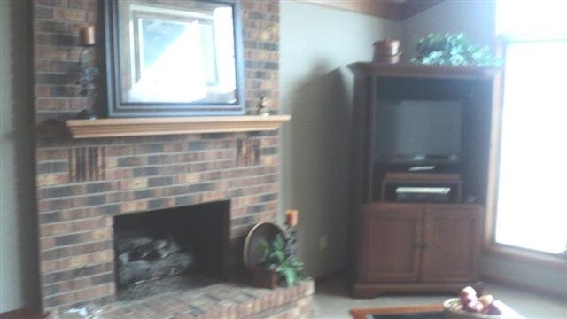 9706 Woodland Rdg E, Fort Wayne, IN 46804 photo 11