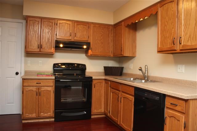 525 Windjammer Ct, Fort Wayne, IN 46819 photo 4
