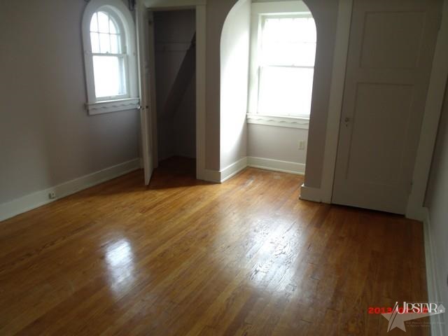 331 W Oakdale Dr, Fort Wayne, IN 46807 photo 5