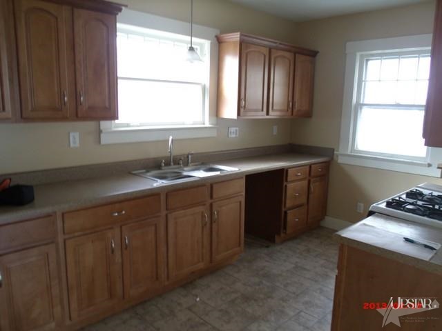 331 W Oakdale Dr, Fort Wayne, IN 46807 photo 6