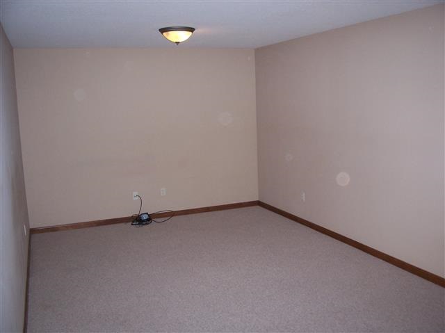 8527 Backwater Dr, Fort Wayne, IN 46818 photo 14