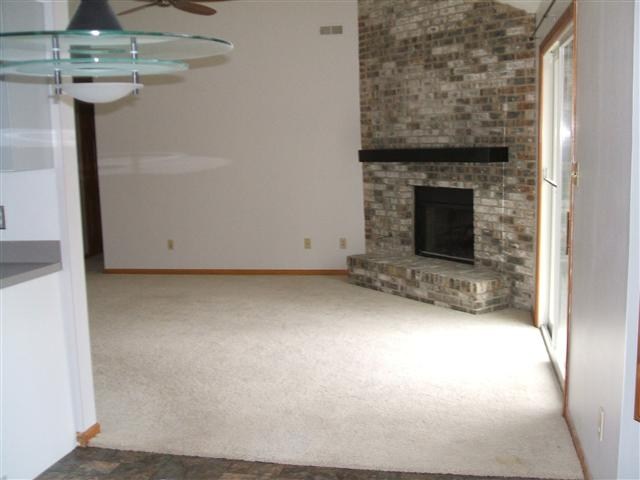 4740 Evard Rd, Fort Wayne, IN 46835 photo 3