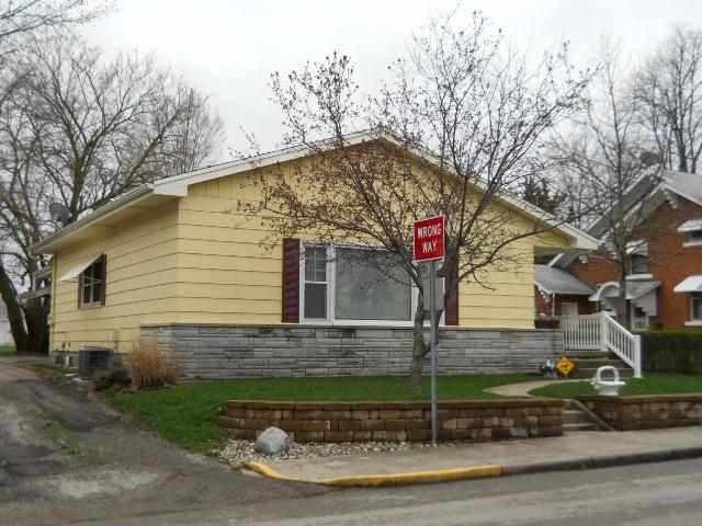 315 Jackson St, Decatur, IN 46733 photo 3