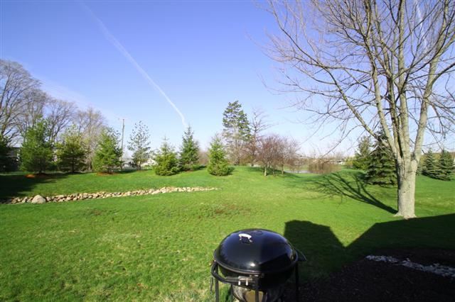 2628 Bluewater Trl, Fort Wayne, IN 46804 photo 5