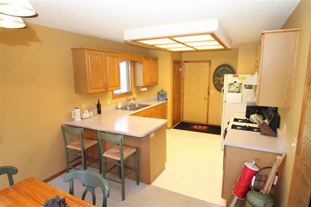 2628 Bluewater Trl, Fort Wayne, IN 46804 photo 11