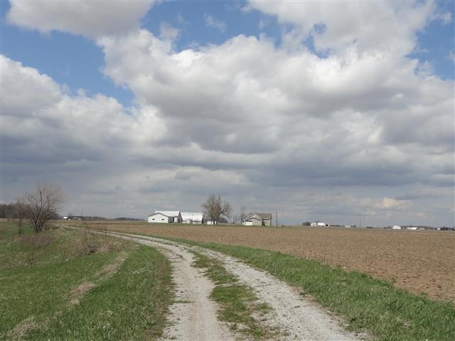 24011 Hoagland Rd, Monroeville, IN 46773 photo 2