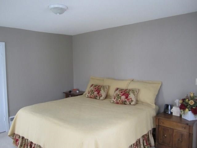 409 W Main St, Butler, IN 46721 photo 7