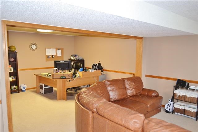 208 White Field Dr, Fort Wayne, IN 46804 photo 23