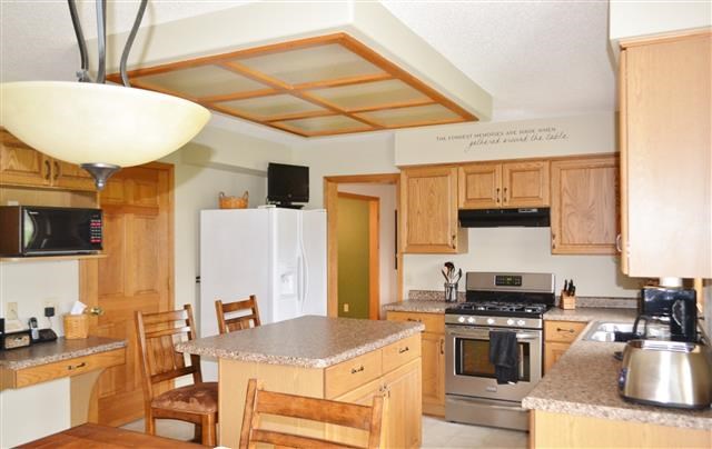208 White Field Dr, Fort Wayne, IN 46804 photo 7
