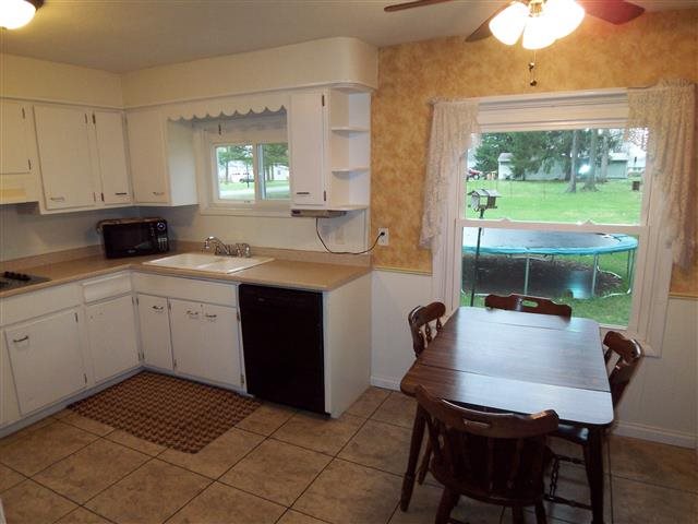 6064 Inwood Ln, Fort Wayne, IN 46835 photo 3