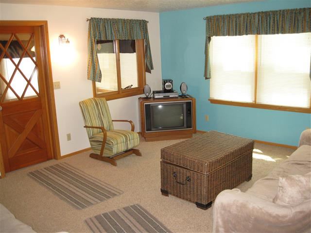 5880 N Center St, Columbia City, IN 46725 photo 8