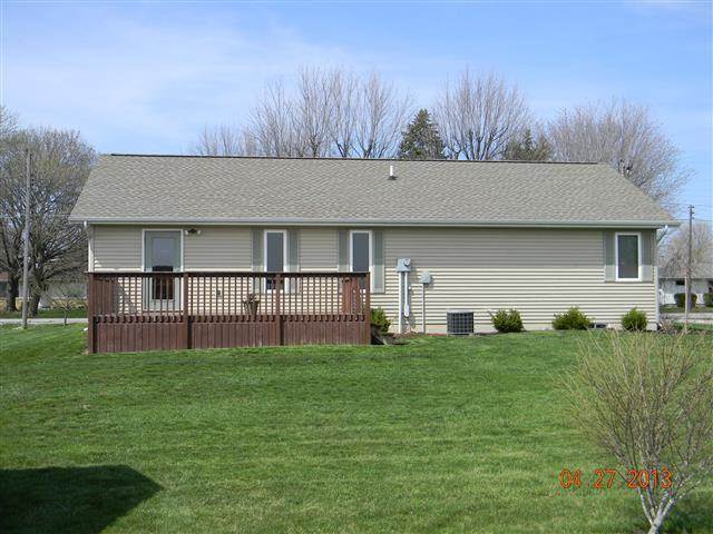 703 W Union St, Ligonier, IN 46767 photo 2