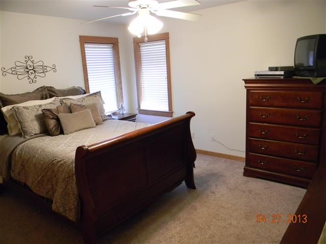 703 W Union St, Ligonier, IN 46767 photo 13