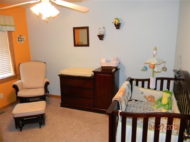 703 W Union St, Ligonier, IN 46767 photo 12
