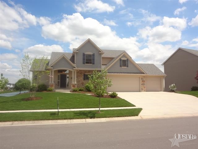 2025 Balboa Dr, Fort Wayne, IN 46814 photo 1