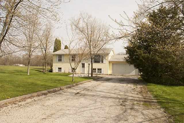 9022 Kress Rd, Fort Wayne, IN 46809 photo 1