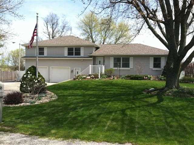 8725 E Diane Dr, Ossian, IN 46777 photo 1