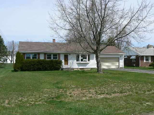 2112 Broadmoor Ave, Fort Wayne, IN 46818 photo 1