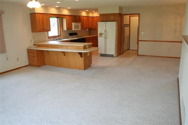 3014 Shalimar Cir, Fort Wayne, IN 46808 photo 4