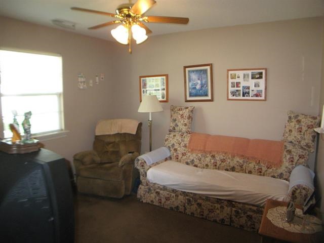 215 W Spring St #b, Bluffton, IN 46714 photo 11