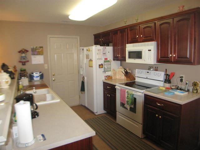 215 W Spring St #b, Bluffton, IN 46714 photo 6