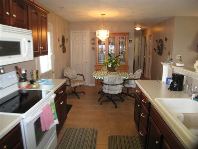 215 W Spring St #b, Bluffton, IN 46714 photo 5
