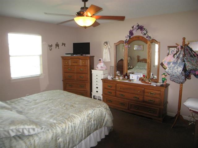 215 W Spring St #b, Bluffton, IN 46714 photo 9