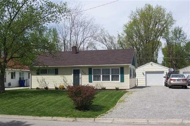 580 Montclair Dr, New Haven, IN 46774 photo 2