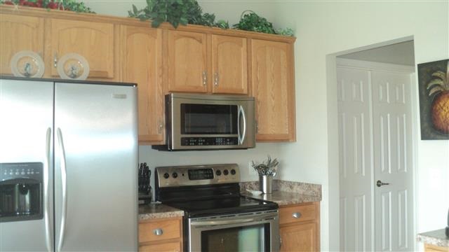 15505 Grassy Willow Dr, Huntertown, IN 46748 photo 9