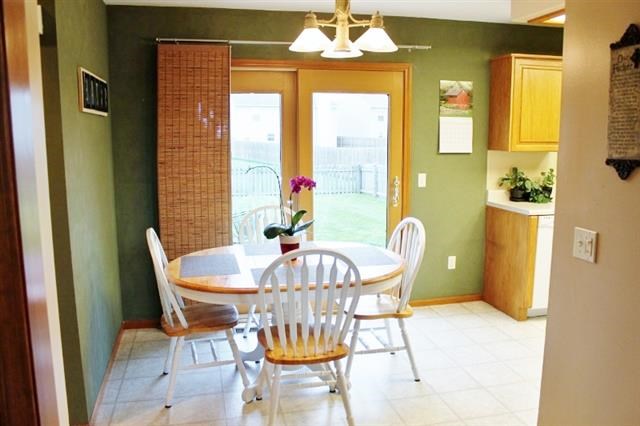9326 Ballymore Dr, Fort Wayne, IN 46835 photo 7