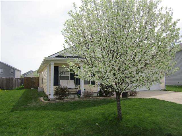 9019 Ashton Pointe Blvd, Fort Wayne, IN 46819 photo 2