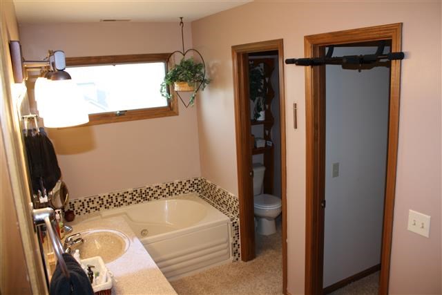 2318 Stonebriar Rd, Fort Wayne, IN 46814 photo 13