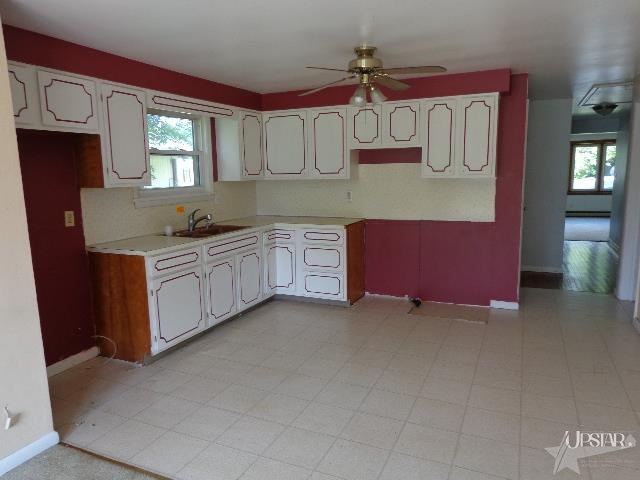 210 W Butcher St, Geneva, IN 46740 photo 11