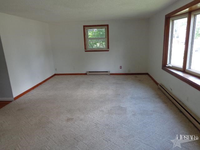 210 W Butcher St, Geneva, IN 46740 photo 7