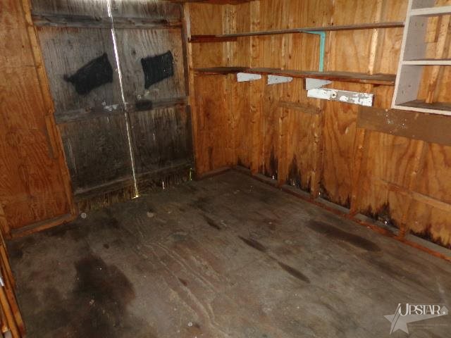 210 W Butcher St, Geneva, IN 46740 photo 6