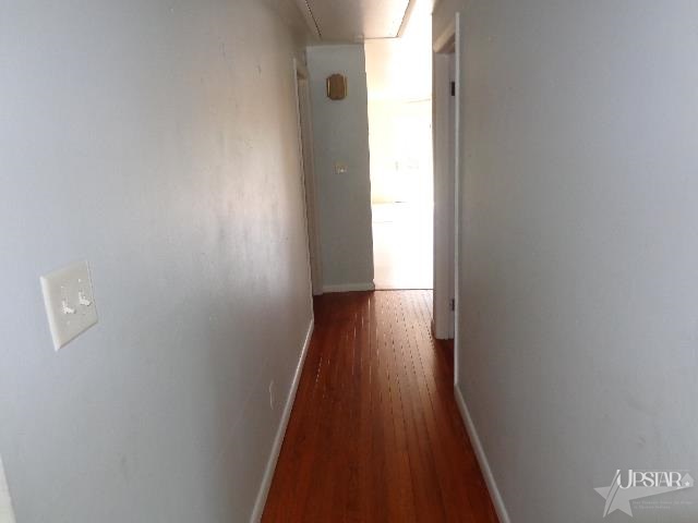 210 W Butcher St, Geneva, IN 46740 photo 8
