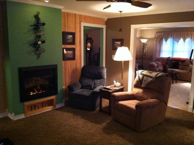 210 E Arnold St, Bluffton, IN 46714 photo 2