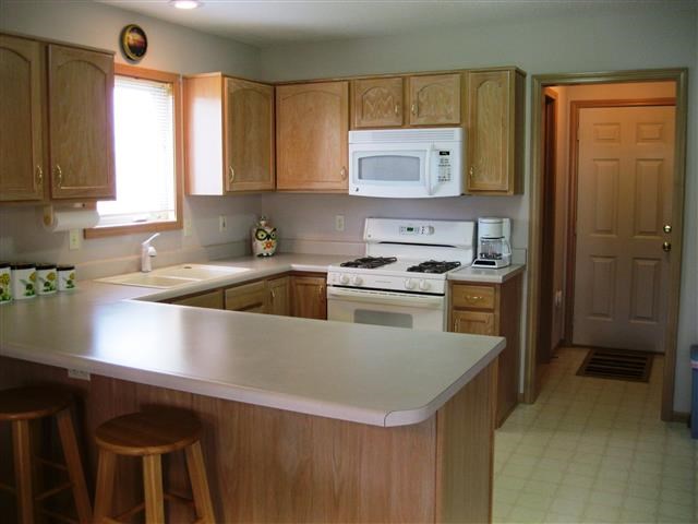 9228 Wembley Ct, Fort Wayne, IN 46825 photo 5