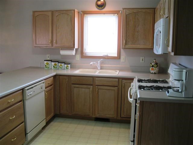 9228 Wembley Ct, Fort Wayne, IN 46825 photo 6