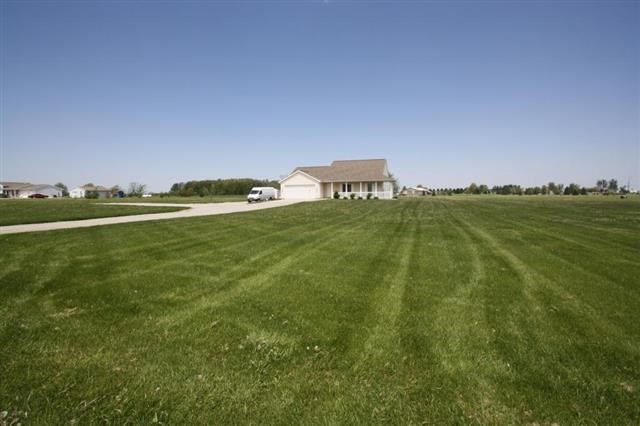 5522 Hamilton Rd, Yoder, IN 46798 photo 1