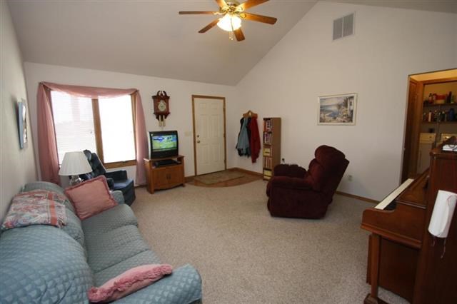 5522 Hamilton Rd, Yoder, IN 46798 photo 7