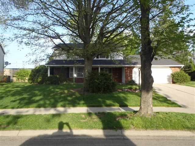4332 Oakhurst Dr, Fort Wayne, IN 46815 photo 2